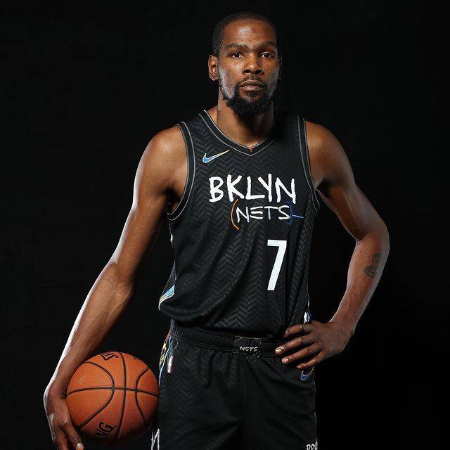 在赛场上无 在赛场上无